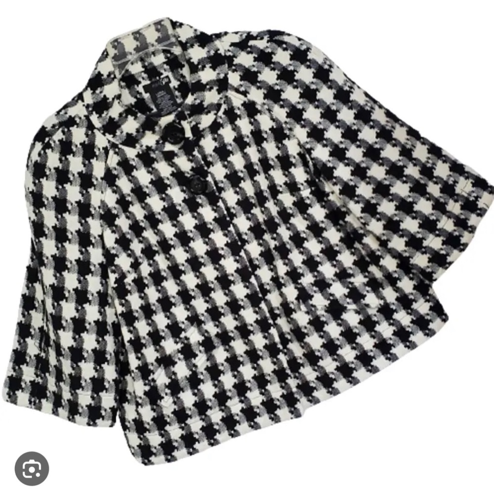 East 5th Houndstooth Blazer